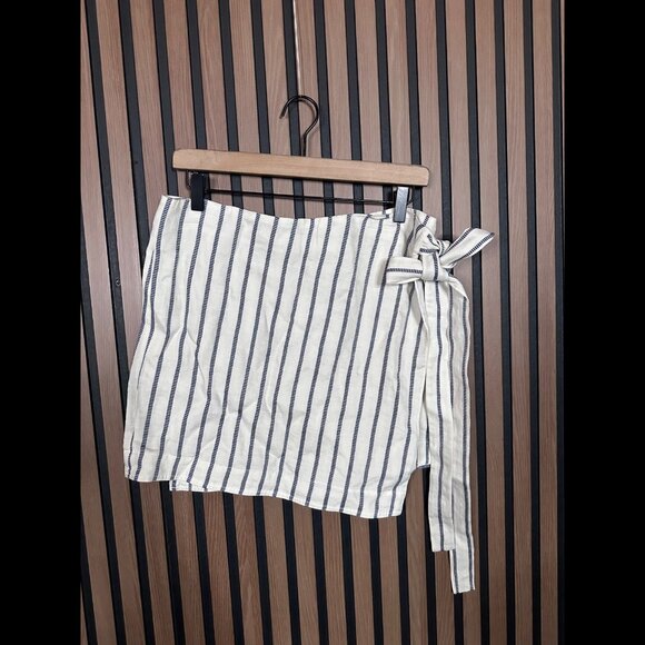 New Theory Wrap Skirt 8 / M Womens White Mini Waist Tie Split Stripe Linen - Picture 1 of 7